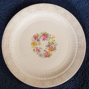 VINTAGE HOMER LAUGHLIN 12-INCH SERVING PLATTER FLORAL MIDDLE
